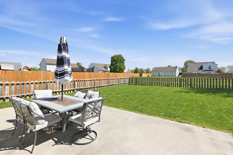 Tiny photo for 3013 Pomeroy Place, Fort Wayne, IN 46818 (MLS # 202618639)