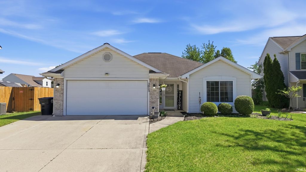 Photo of 3013 Pomeroy Place, Fort Wayne, IN 46818 (MLS # 202618639)
