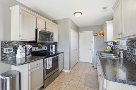 Tiny photo for 3013 Pomeroy Place, Fort Wayne, IN 46818 (MLS # 202618639)