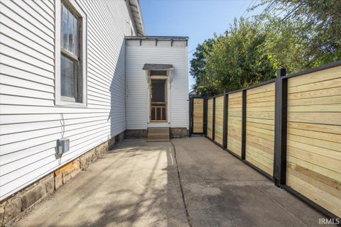 Tiny photo for 519 N 11th Street, Lafayette, IN 47904 (MLS # 202643495)