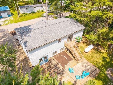 Tiny photo for 215 Lane 360 Jimmerson Lake, Fremont, IN 46737 (MLS # 202611865)