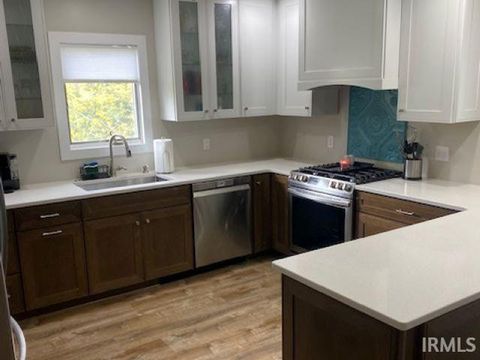 Tiny photo for 208 Broadmore Circle, Angola, IN 46703 (MLS # 202621662)