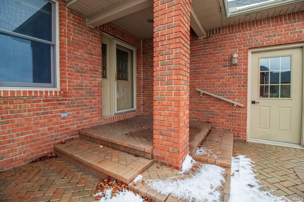 Photo of 28 Stonebridge Drive, Winchester, IN 47394 (MLS # 202547931)