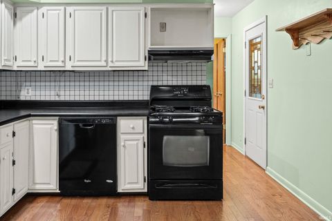 Tiny photo for 120 Coldbrook Drive, Lafayette, IN 47909 (MLS # 202541000)