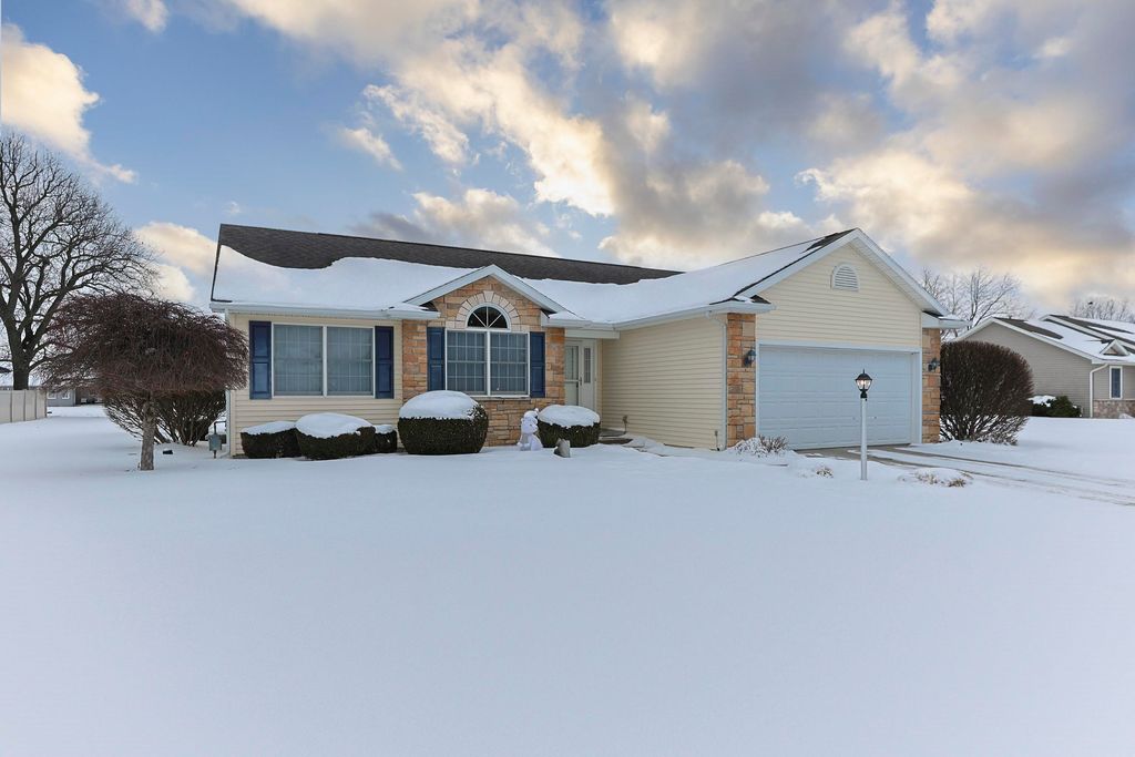 Photo of 58124 Prairie Ridge Road, Goshen, IN 46528 (MLS # 202603556)