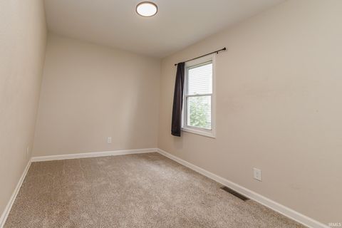 Tiny photo for 1236 Ogan Avenue, Huntington, IN 46750 (MLS # 202622449)