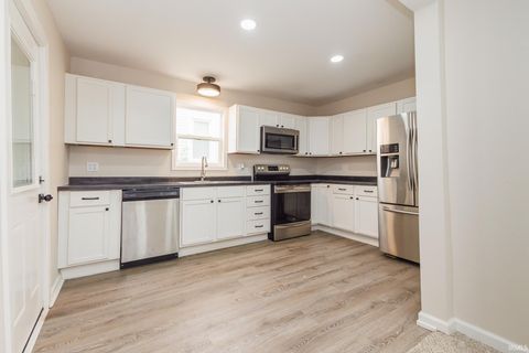Tiny photo for 1236 Ogan Avenue, Huntington, IN 46750 (MLS # 202622449)