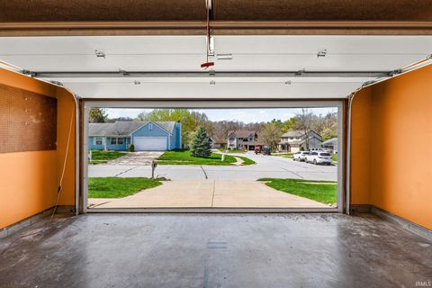 Tiny photo for 2119 Vancouver Drive, Lafayette, IN 47905 (MLS # 202612237)