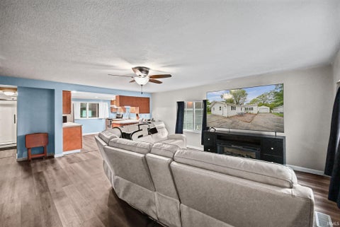 Tiny photo for 6859 N 1225 W, Monticello, IN 47960 (MLS # 202641683)