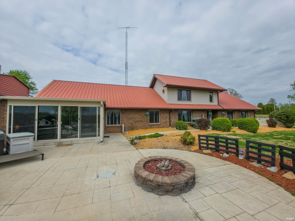 Photo of 872 County Road 150 North, Grayville, IL 62844 (MLS # 202612954)