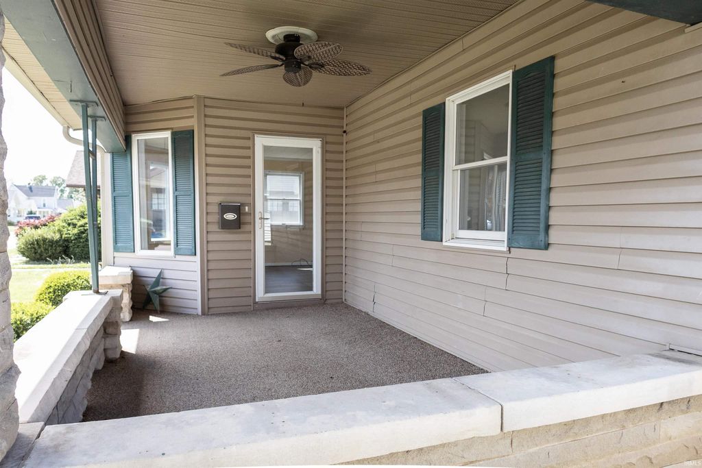 Photo of 1707 12th Street, Bedford, IN 47421 (MLS # 202615465)