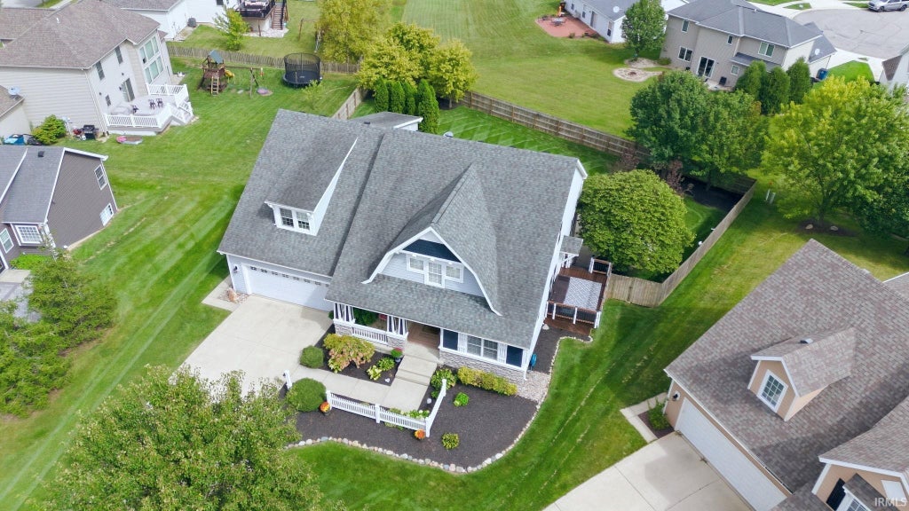 Photo of 1927 Klehm Court, Fort Wayne, IN 46814 (MLS # 202641808)