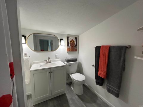 Tiny photo for 1000 Hartford Street, Lafayette, IN 47904 (MLS # 202520613)