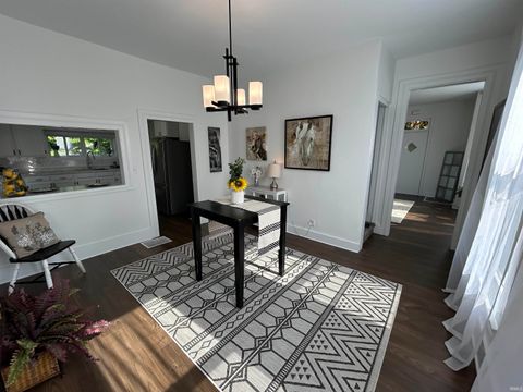 Tiny photo for 1000 Hartford Street, Lafayette, IN 47904 (MLS # 202520613)