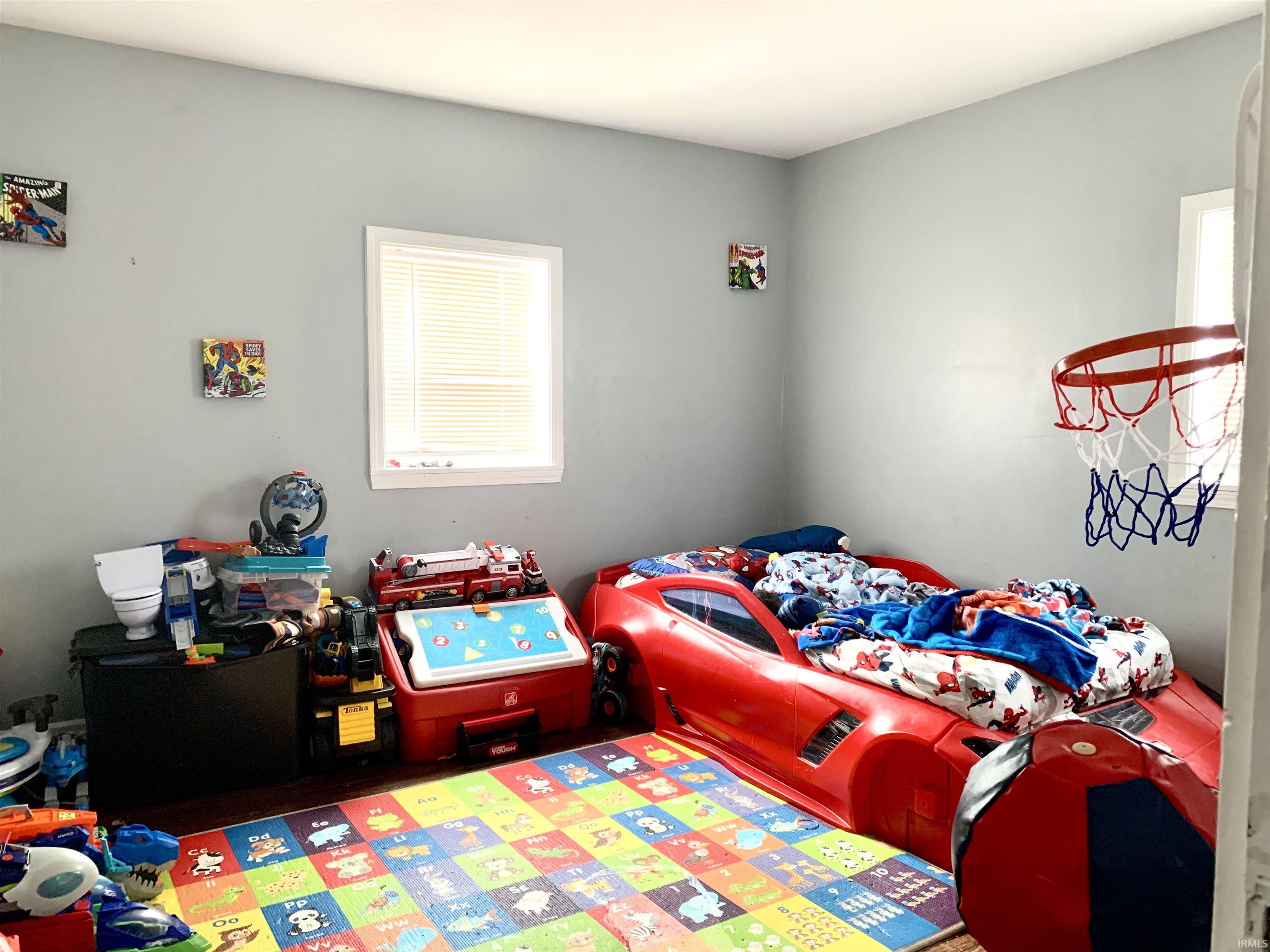 South Bend, Indiana 46635, United States, 11 Bedrooms Bedrooms, ,4 BathroomsBathrooms,Residential,Active,12440