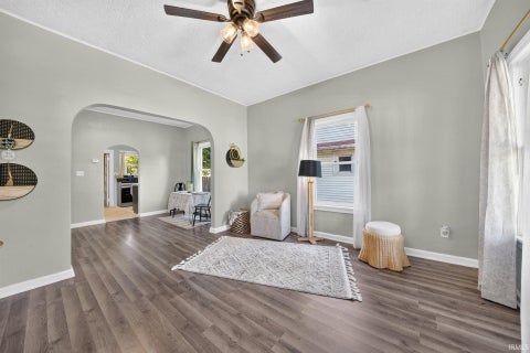 Tiny photo for 414 E Fairview Avenue, South Bend, IN 46614 (MLS # 202642111)