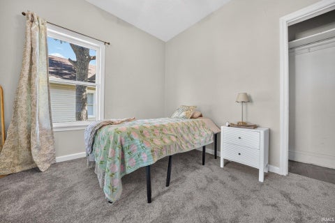 Tiny photo for 414 E Fairview Avenue, South Bend, IN 46614 (MLS # 202642111)