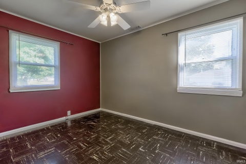 Tiny photo for 3804 Stratford Road, Evansville, IN 47710 (MLS # 202637011)