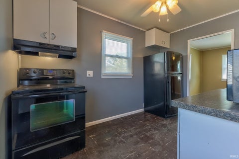 Tiny photo for 3804 Stratford Road, Evansville, IN 47710 (MLS # 202637011)