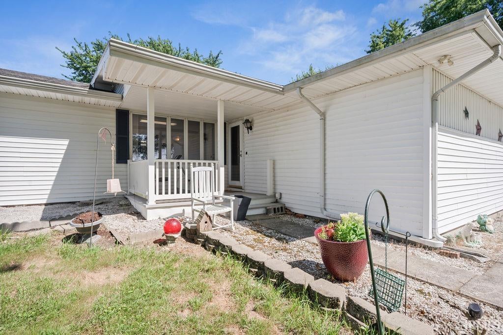 Photo of 362 N 1350 E, Greentown, IN 46936 (MLS # 202632001)