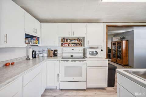 Tiny photo for 362 N 1350 E, Greentown, IN 46936 (MLS # 202632001)