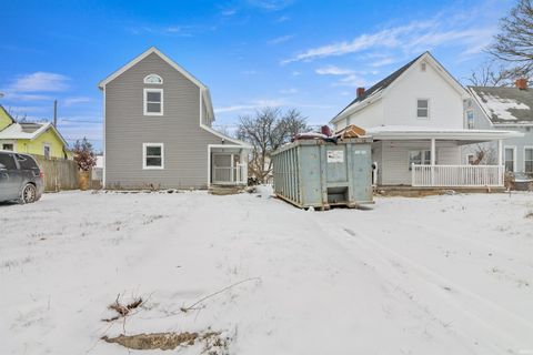 Tiny photo for 2300 S Washington Street, Marion, IN 46953 (MLS # 202549017)