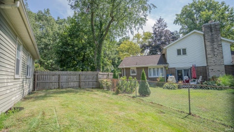 Tiny photo for 53195 NE Haddington Drive, South Bend, IN 46635 (MLS # 202638904)