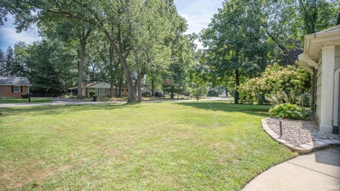 Tiny photo for 53195 NE Haddington Drive, South Bend, IN 46635 (MLS # 202638904)