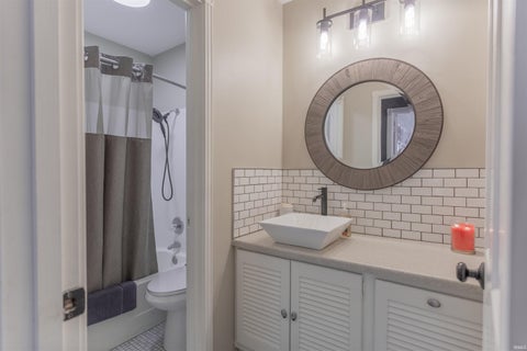 Tiny photo for 53195 NE Haddington Drive, South Bend, IN 46635 (MLS # 202638904)