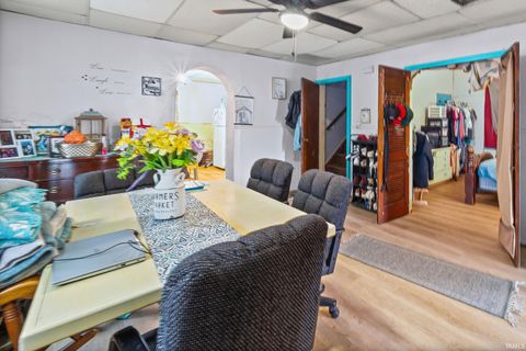 Tiny photo for 325 Wheatland Avenue, Logansport, IN 46947 (MLS # 202529555)