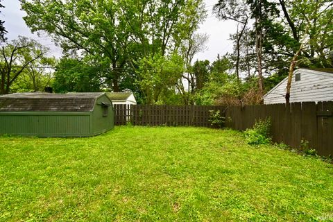 Tiny photo for 2420 Oxford Street, Lafayette, IN 47909 (MLS # 202618593)