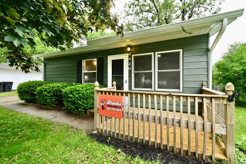 Tiny photo for 2420 Oxford Street, Lafayette, IN 47909 (MLS # 202618593)