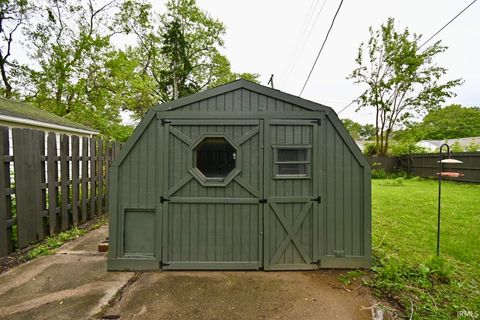 Tiny photo for 2420 Oxford Street, Lafayette, IN 47909 (MLS # 202618593)