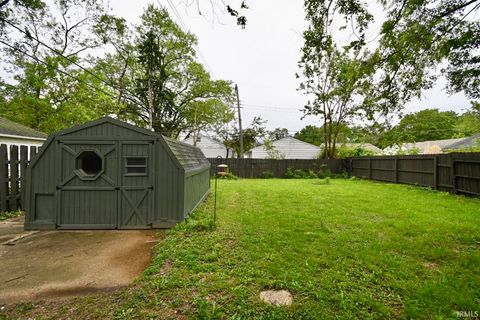 Tiny photo for 2420 Oxford Street, Lafayette, IN 47909 (MLS # 202618593)