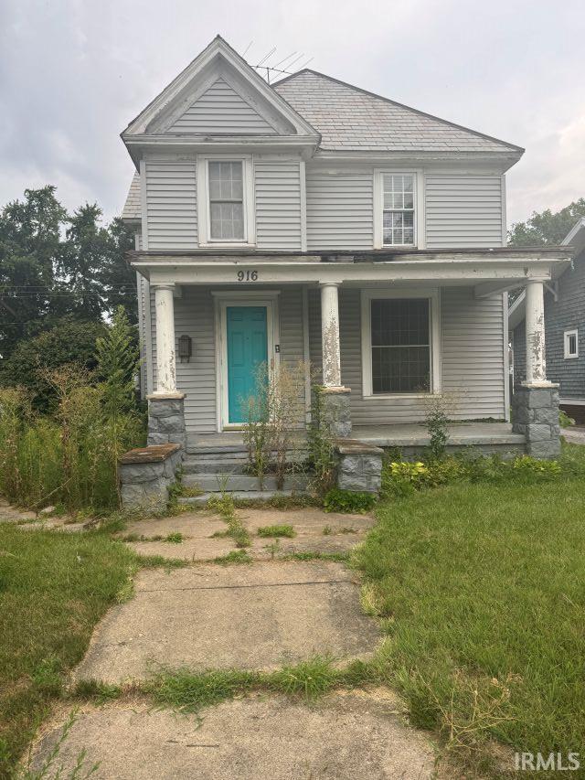 Photo of 916 E Beardsley Avenue, Elkhart, IN 46514 (MLS # 202635795)