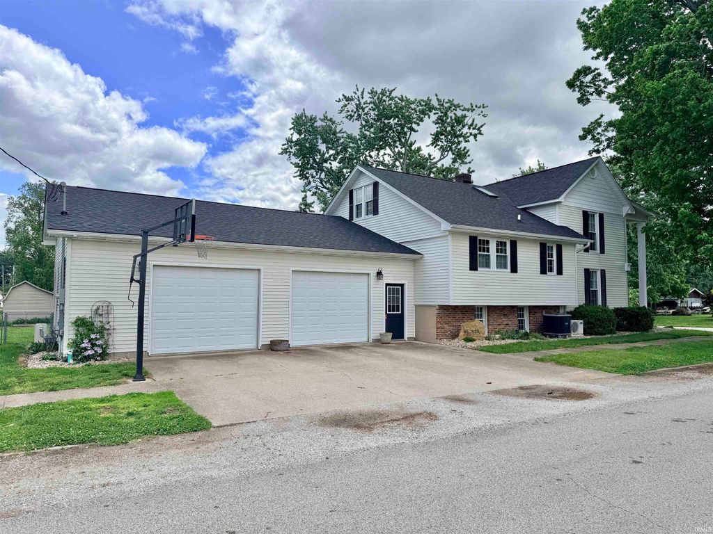 Photo of 326 Harrah Street, Worthington, IN 47471 (MLS # 202600307)