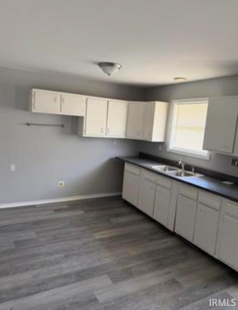 Tiny photo for 1400 E 7th Street, Muncie, IN 47302 (MLS # 202635300)