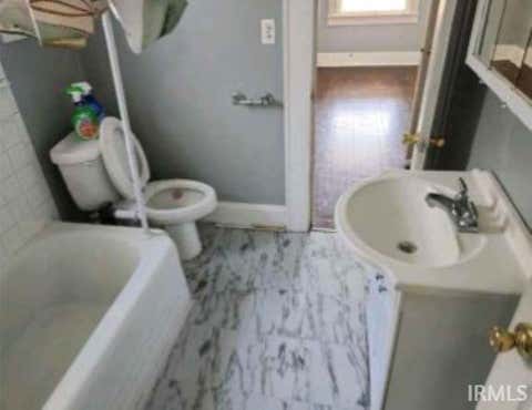 Tiny photo for 1400 E 7th Street, Muncie, IN 47302 (MLS # 202635300)