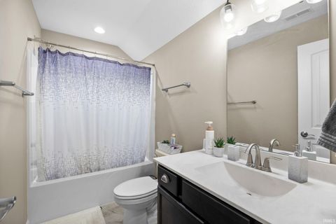 Tiny photo for 4679 Beringer Drive, Lafayette, IN 47909 (MLS # 202618063)