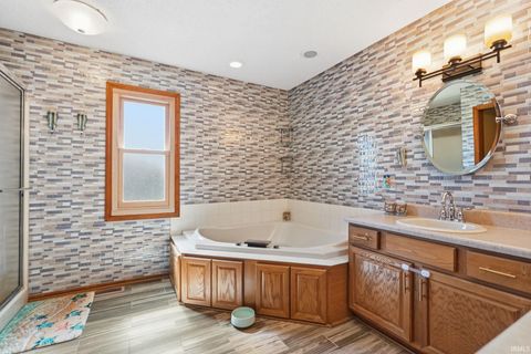 Tiny photo for 2220 Jonathans Landing, Fort Wayne, IN 46814 (MLS # 202618450)