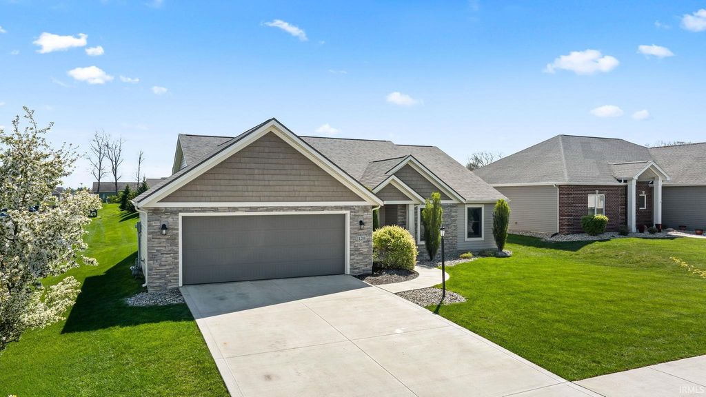 Photo of 11288 Parkers Bay Drive, Fort Wayne, IN 46845 (MLS # 202614912)