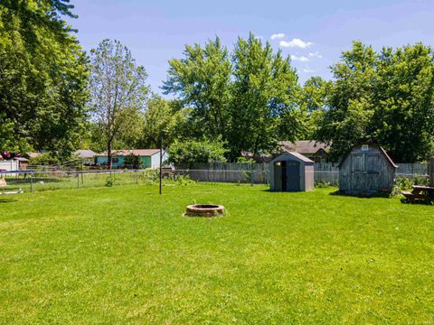 Tiny photo for 508 E South F Street, Gas City, IN 46933 (MLS # 202623295)