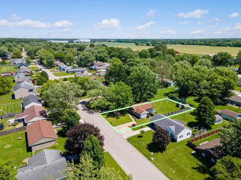 Tiny photo for 508 E South F Street, Gas City, IN 46933 (MLS # 202623295)