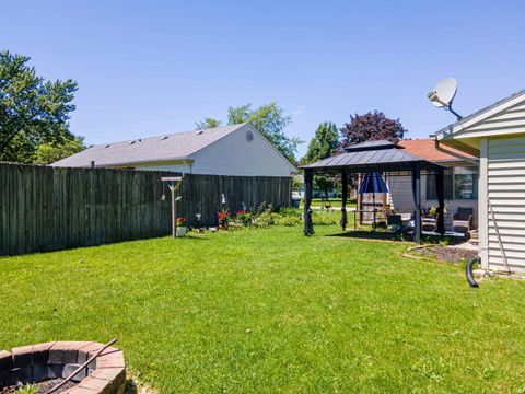 Tiny photo for 508 E South F Street, Gas City, IN 46933 (MLS # 202623295)