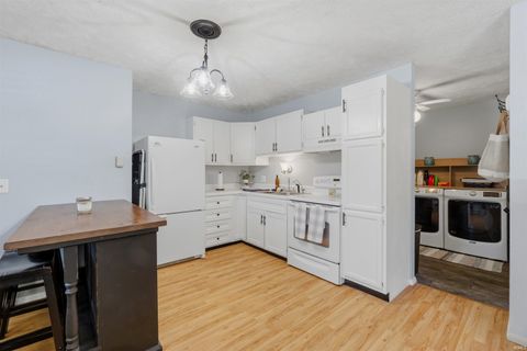 Tiny photo for 508 E South F Street, Gas City, IN 46933 (MLS # 202623295)