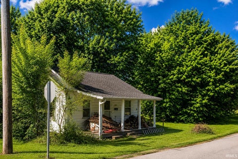 Photo of 1709 E Sycamore Street, Petersburg, IN 47567 (MLS # 202622629)