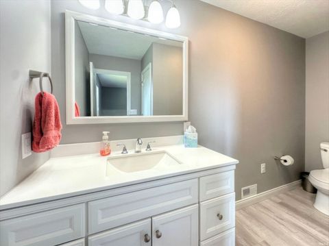 Tiny photo for 820 SILVER CHARM Drive, Kokomo, IN 46901 (MLS # 202622421)