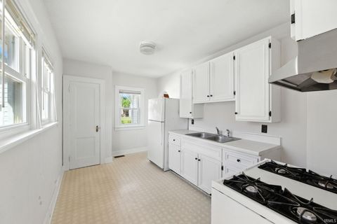 Tiny photo for 116 S 30th Street, Lafayette, IN 47904 (MLS # 202535166)