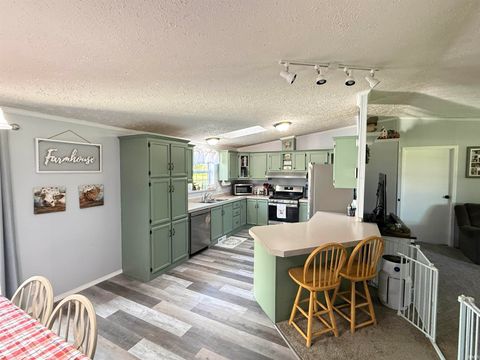 Tiny photo for 13717 E US 24, Burnettsville, IN 47926 (MLS # 202618684)