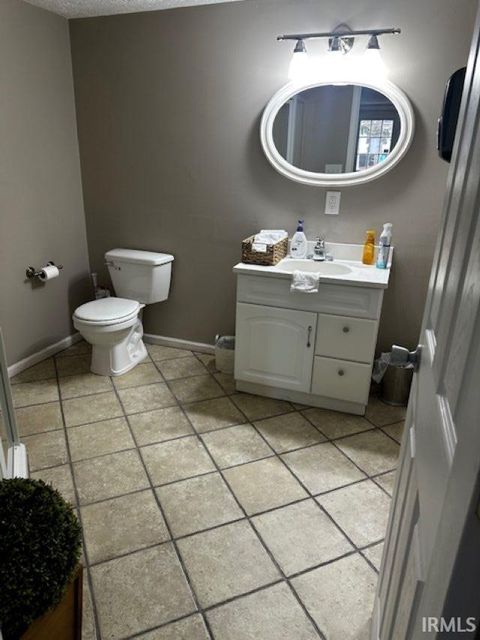 Tiny photo for 1500 S Buckeye St, Kokomo, IN 46902 (MLS # 202506691)